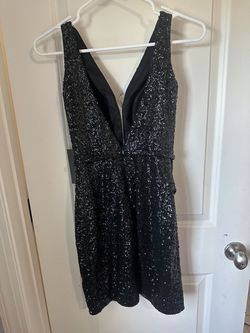 La Femme Black Size 0 Jersey Mini Cocktail Dress on Queenly