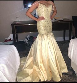 Style OOAK Mac Duggal Yellow Size 4 Free Shipping Floor Length Jersey Mermaid Dress on Queenly