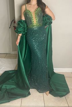 Noe soto Green Size 2 Plunge Floor Length Pageant A-line Dress on Queenly