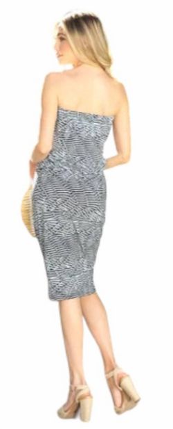 Style 1-466460418-149 Veronica M Gray Size 12 Strapless Mini Sorority Spandex Plus Size Cocktail Dress on Queenly