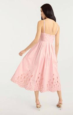 Style 1-643738509-1498 cinq a sept Pink Size 4 Embroidery Flare Tall Height Cocktail Dress on Queenly