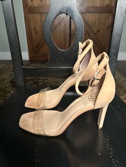 Vince Camuto Nude Size 4 Prom Cocktail Dress on Queenly