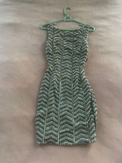 Ashley Lauren Silver Size 0 Fully Beaded Mini Bodycon Cocktail Dress on Queenly