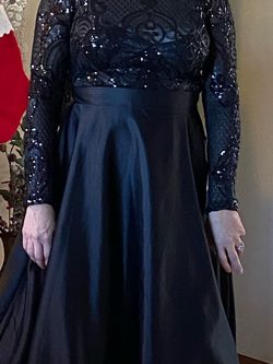 Black Size 10 Ball gown on Queenly