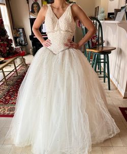Pink champagne Nude Size 00 50 Off Pageant Jersey Quinceanera Ivory Ball gown on Queenly