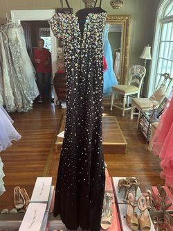 Mac Duggal Black Size 6 Strapless Straight Dress on Queenly