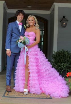 Style 56067 Sherri Hill Pink Size 2 Free Shipping 56067 Ball gown on Queenly