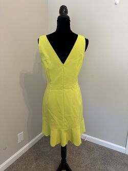 Green Size 8 Cocktail Dress on Queenly