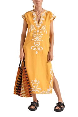 Style 1-3404709144-149 Ilio Nema Yellow Size 12 Side Slit V Neck Cocktail Dress on Queenly