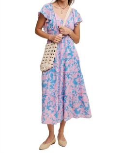 Style 1-4151731945-74 Listicle Blue Size 4 Floral Print Cocktail Dress on Queenly