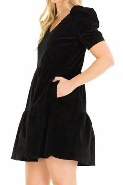 Style 1-4174614308-70 Duffield Lane Black Size 0 Summer 1-4174614308-70 V Neck Cocktail Dress on Queenly