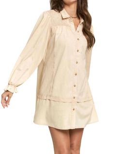 Style 1-645303057-74 J.NNA Nude Size 4 Long Sleeve Mini 1-645303057-74 High Neck Cocktail Dress on Queenly