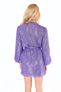 Style 1-1536435350-74 BUDDYLOVE Purple Size 4 Party Nightclub Fitted Cocktail Dress on Queenly