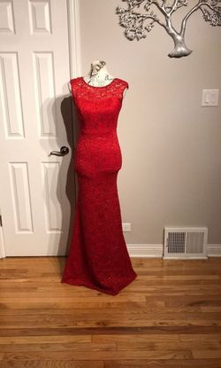 Leyvas Red Size 4 Lace Swoop Wedding Guest Mermaid Dress on Queenly