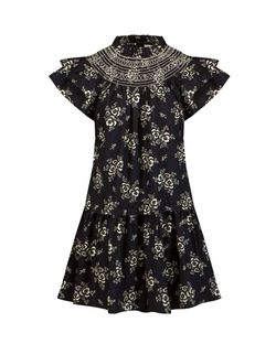 Style 1-2664375205-149 SEA Black Size 12 Floral Sleeves Cocktail Dress on Queenly