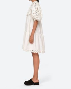 Style 1-3060597593-1901 SEA White Size 6 Free Shipping Tall Height Cocktail Dress on Queenly