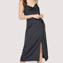 Style 1-3901725572-70 LOST + WANDER Black Size 0 Side Slit A-line Cocktail Dress on Queenly