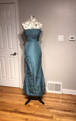 Priscila of Boston Blue Size 4 Cocktail Flare Wedding Guest Mermaid Dress on Queenly