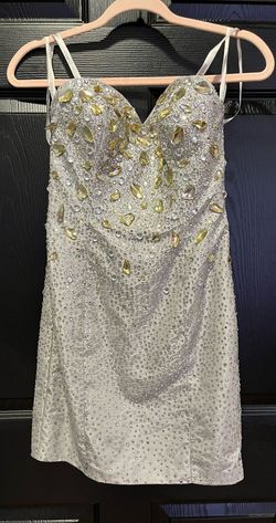 Tony Bowls Silver Size 6 Plunge Mini Cocktail Dress on Queenly