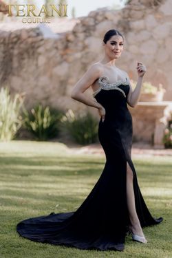 Style 232E1296 Terani Couture Black Size 20 Plus Size Tall Height 232e1296 Side slit Dress on Queenly