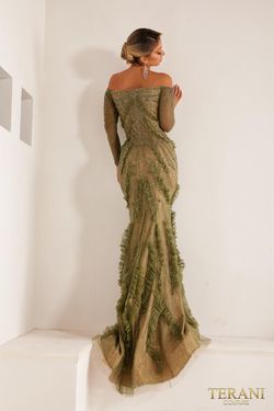 Style 241GL2628 Terani Couture Green Size 6 Floor Length Olive Mermaid Dress on Queenly