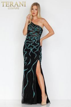 Style 231GL0399 Terani Couture Green Size 4 Floor Length Pageant Side slit Dress on Queenly