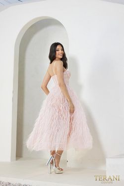 Style 241P2022 Terani Couture Pink Size 10 241p2022 Prom Tall Height Cocktail Dress on Queenly