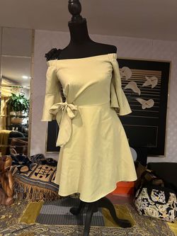 Yellow Size 0 A-line Dress on Queenly