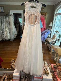 Jolene White Size 0 Free Shipping Engagement Straight Dress on Queenly