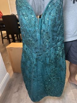 Green Size 4 Cocktail Dress on Queenly