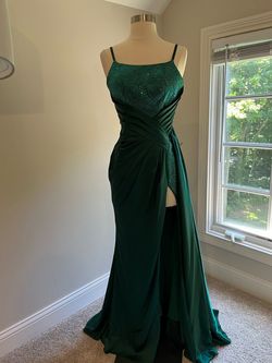 Portia and Scarlett Green Size 0 Pageant Square Prom Free Shipping Side slit Dress on Queenly