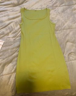 Green Size 8 Cocktail Dress on Queenly