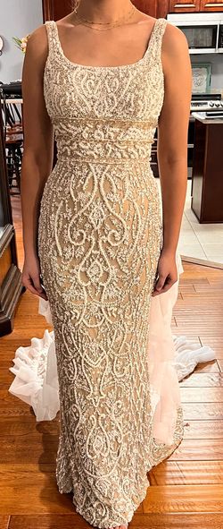 Sherri Hill Nude Size 4 Square Neck Tall Height Straight Dress on Queenly