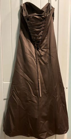Brown Size 12 Straight Dress on Queenly