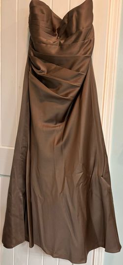 Brown Size 12 Straight Dress on Queenly