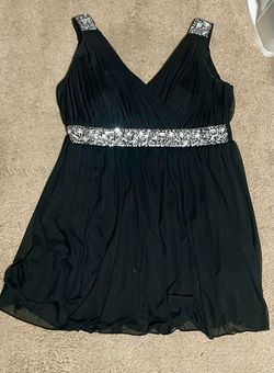 Black Size 28 Ball gown on Queenly