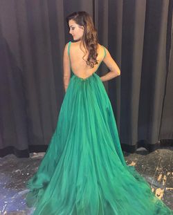 Sherri Hill  Green Size 4 70 Off 50 Off Train Dress on Queenly