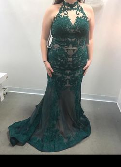 Ellie Wilde Green Size 14 High Neck Short Height Mermaid Dress on Queenly