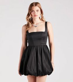 Windsor Black Size 8 Flare Cocktail Dress on Queenly