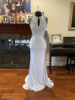 Jovani White Size 6 Jersey Straight Dress on Queenly