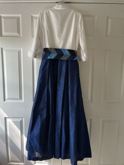Style MB-5823-2 Marisa Baratelli Blue Size 10 Pockets Navy Mb-5823-2 Ball gown on Queenly