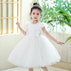 White Size 6 Ball gown on Queenly