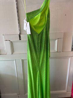 Green Size 2 Mermaid Dress on Queenly