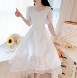 White Size 30 Ball gown on Queenly