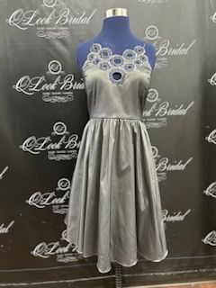 Silver Size 14 Cocktail Dress on Queenly