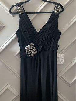 Jovani Black Size 8 A-line Dress on Queenly