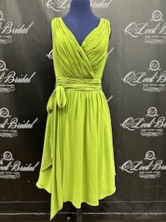 Green Size 10 Cocktail Dress on Queenly