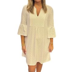 Style 1-3041693077-1691 JUDE CONNALLY White Size 16 Pockets Sleeves Plus Size Cocktail Dress on Queenly