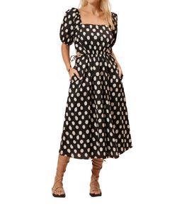 Style 1-3841481005-149 LUCY PARIS Black Size 12 Straight Plus Size Cocktail Dress on Queenly