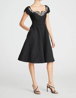 Style 1-2571594967-1498 THEIA Black Size 4 Polyester Cocktail Dress on Queenly